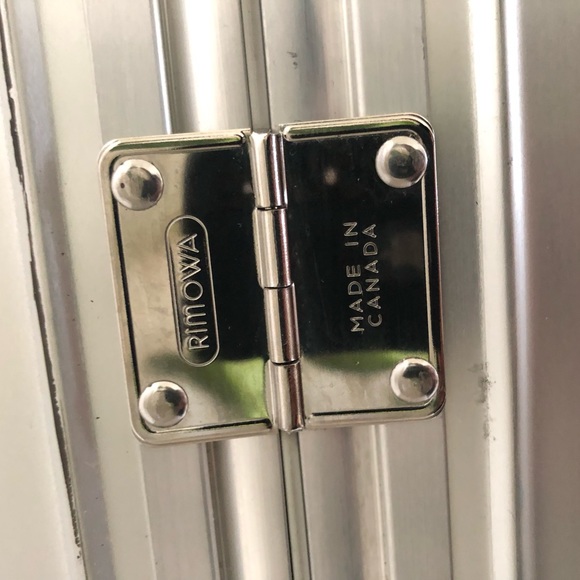 RIMOWA Cabin and Check in Medium. - Picture 6 of 16